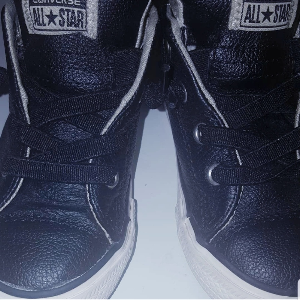 Size 8 Toddler Black Leather Converse